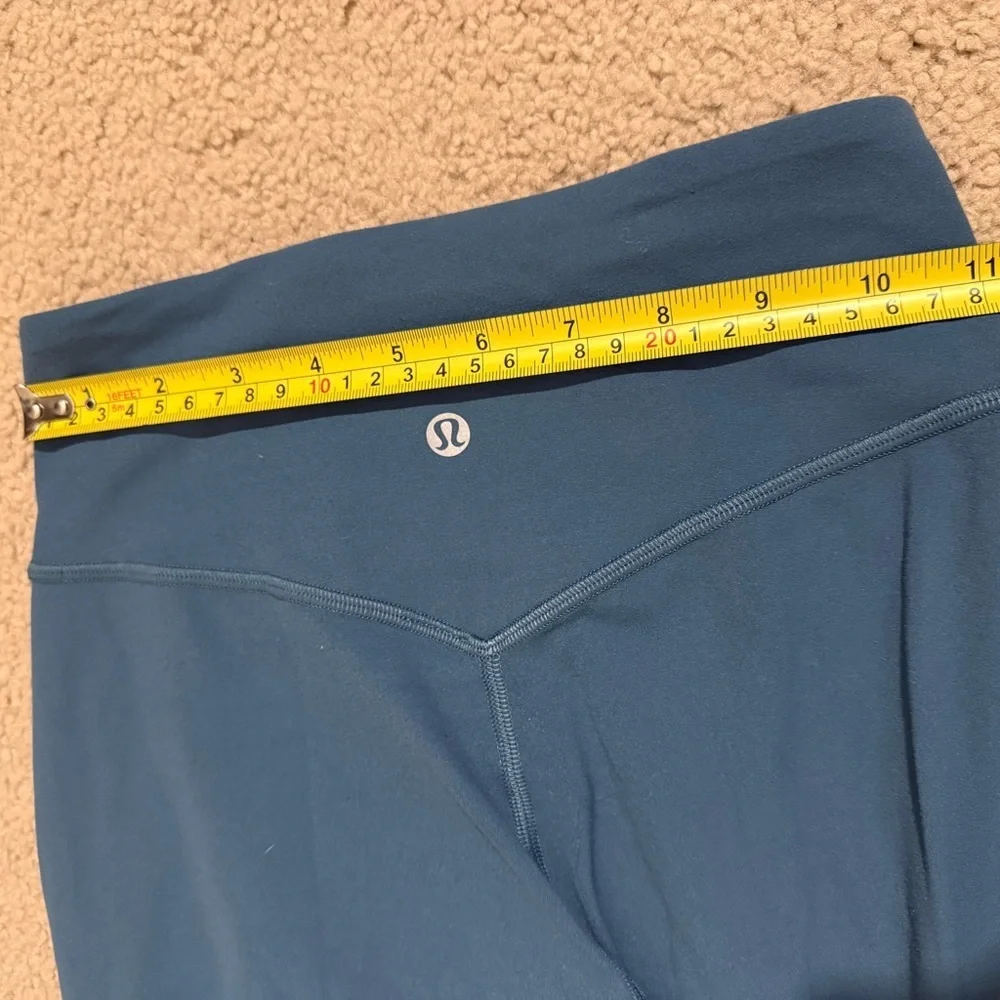 lululemon athletica Align Jogger - Picture 3 of 12